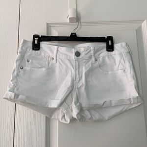 American Eagle White Jean Shorts, size 8